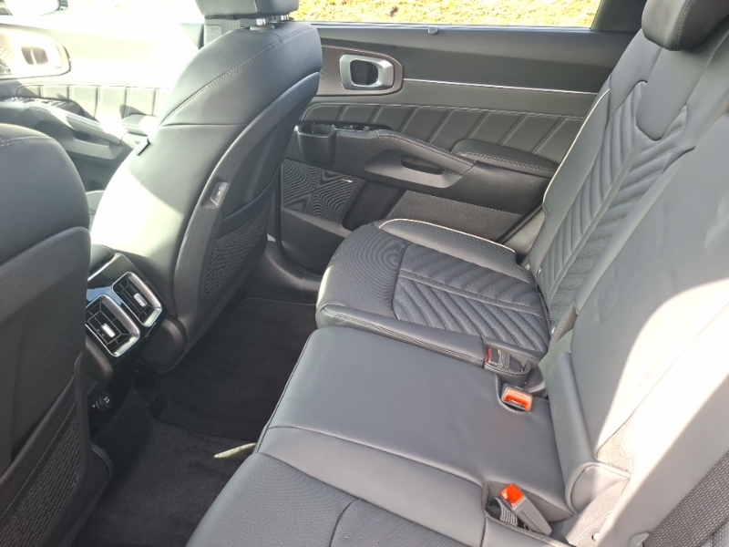 Kia Sorento 2.2 Crdi Aspire Dct Black #6