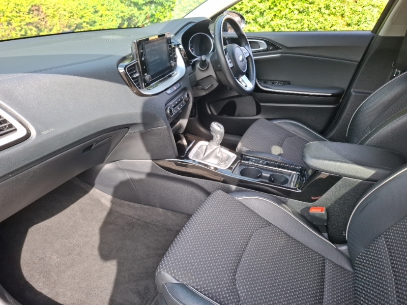 Kia Xceed 1.0T Gdi Isg Edition SA21MTO Black #5