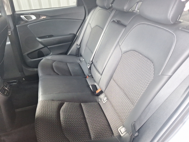 Kia Xceed 1.6 Crdi Isg 3 Silver #6