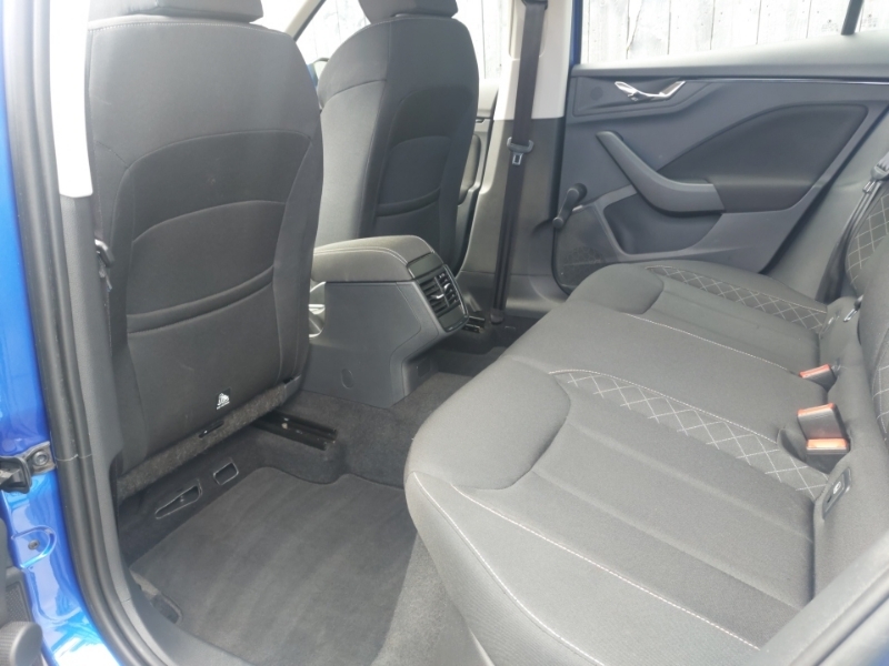Skoda Kamiq 1.0 Tsi 110 Se Blue #6