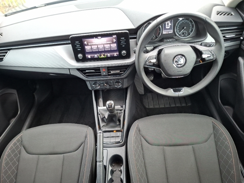 Skoda Kamiq 1.0 Tsi 95 Se Black #3