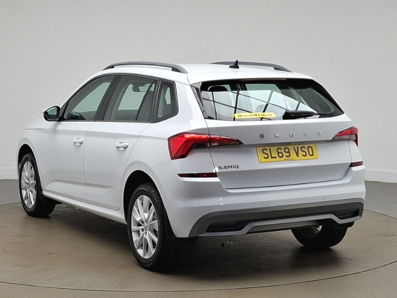 Skoda Kamiq 1.0 Tsi 95 Se White #2