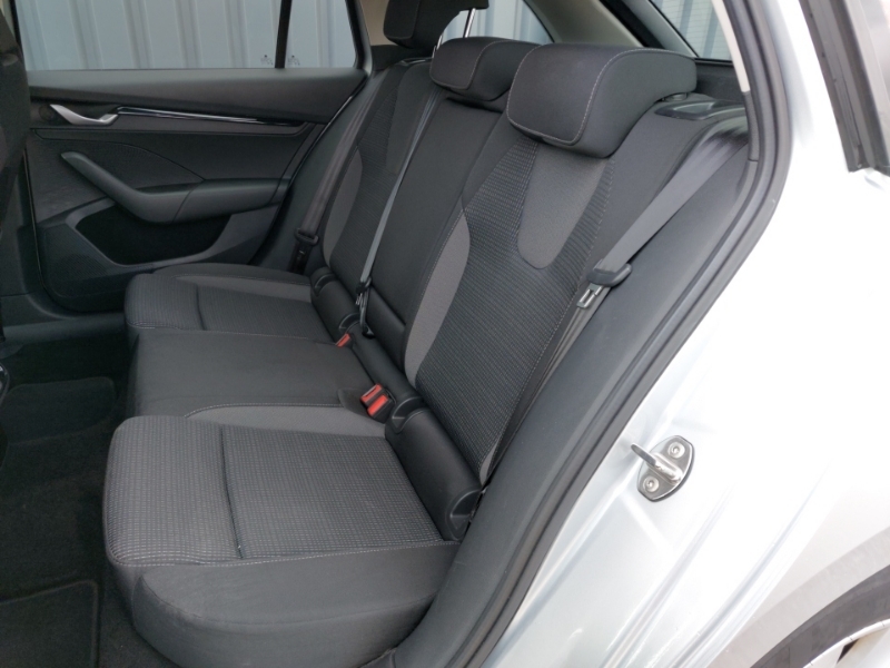 Skoda Octavia 1.5 Tsi E-tec Se Technology Dsg Silver #6