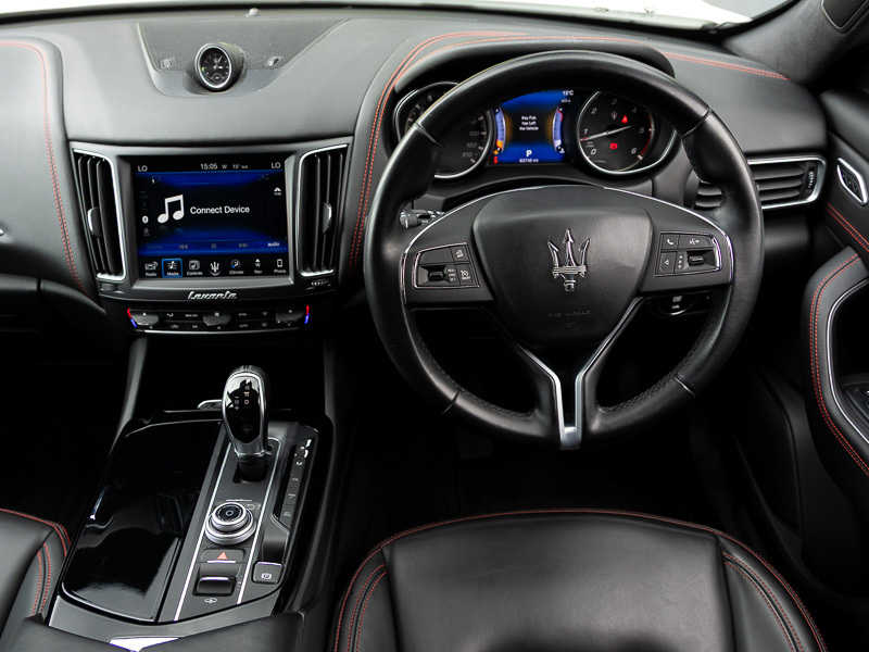 Maserati Levante Levante D V6 Black #7