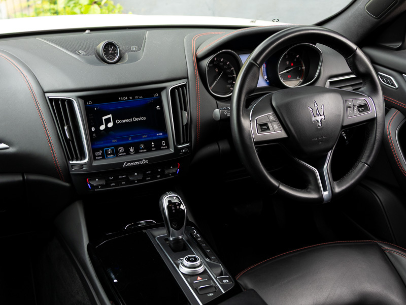 Maserati Levante Levante D V6 Black #13