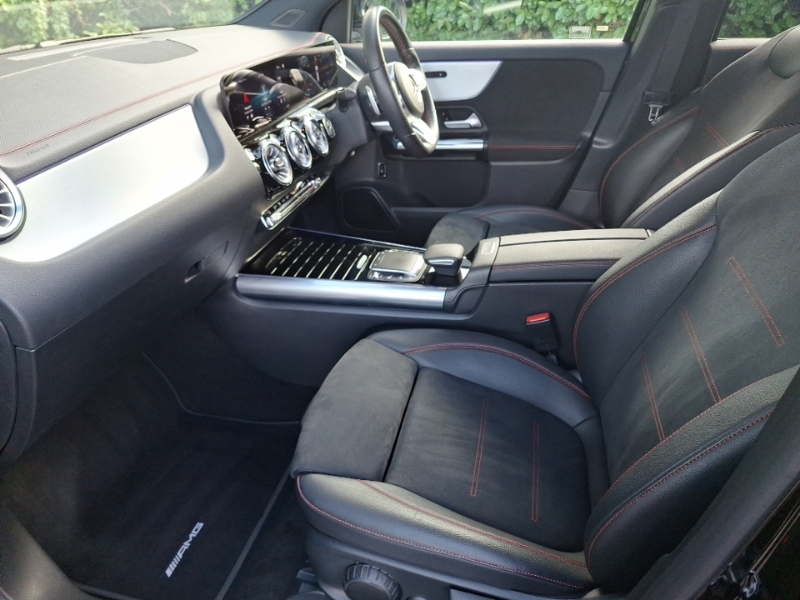 Mercedes-Benz EQA Eqa 250 140Kw Amg Line Premium 66.5Kwh Black #5