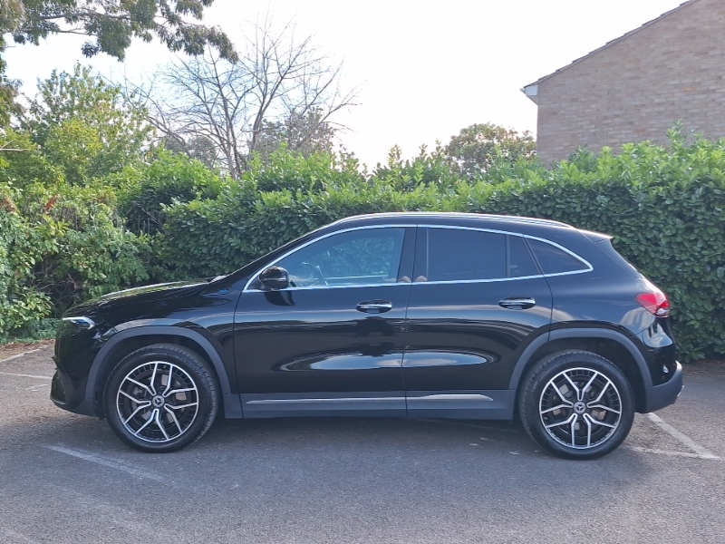 Mercedes-Benz EQA Eqa 250 140Kw Amg Line Premium 66.5Kwh Black #4