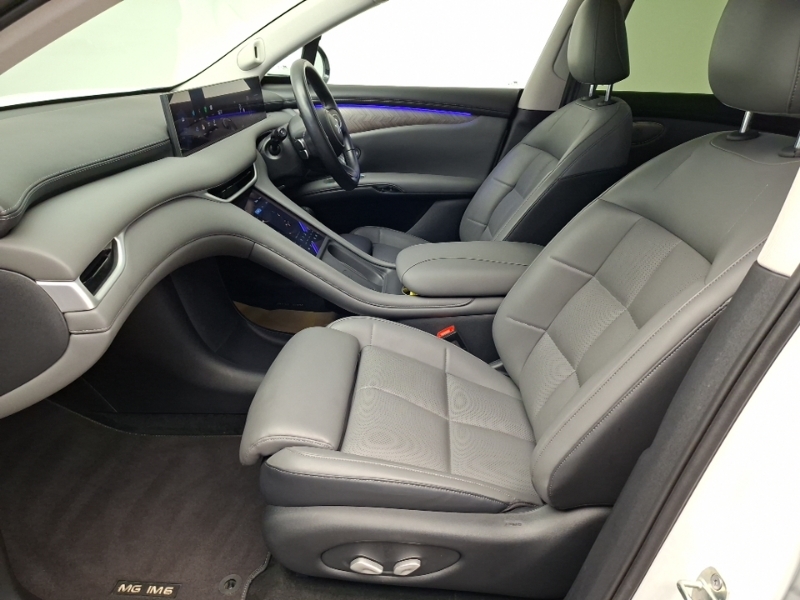 MG IM6 553Kw Launch Edition 100Kwh Awd White #5