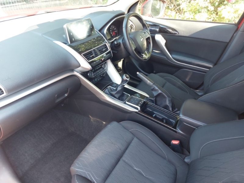 Mitsubishi Eclipse Cross 1.5 3 Red #5