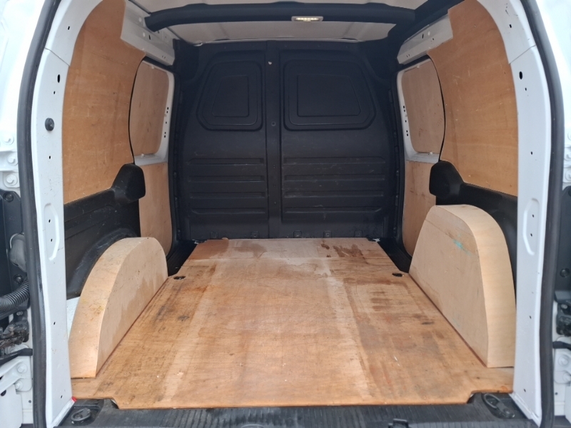 Nissan TOWNSTAR 1.3 Tekna Van White #18