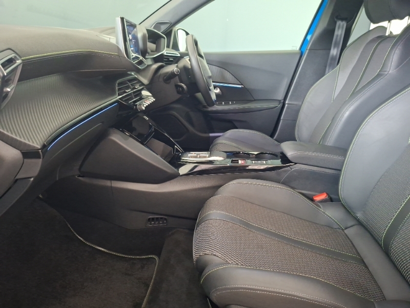 Peugeot e-2008 100Kw Gt 50Kwh Blue #5