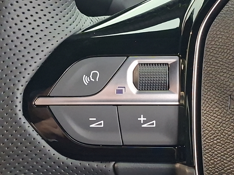 Peugeot e-208 51Kwh Gt Hatchback Grey #11