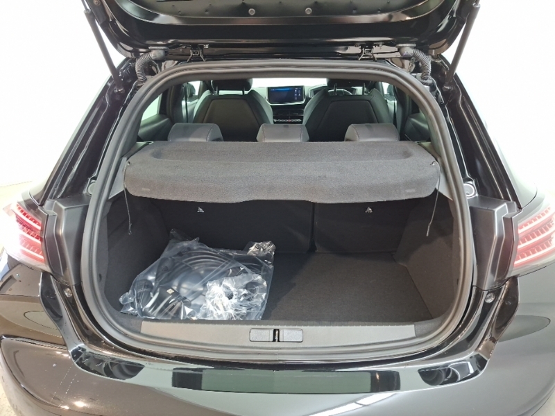 Peugeot e-208 51Kwh Gt Hatchback Grey #17