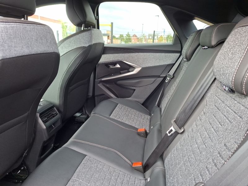 Peugeot 3008 1.2 Hybrid 145 Allure E-dsc6 Grey #6