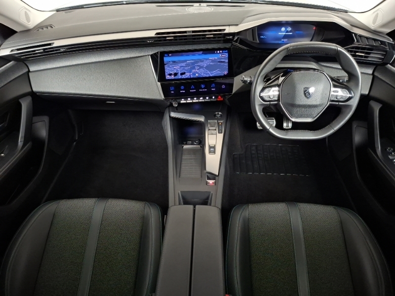 Peugeot 308 1.2 Puretech Allure Premium Eat8 Black #3
