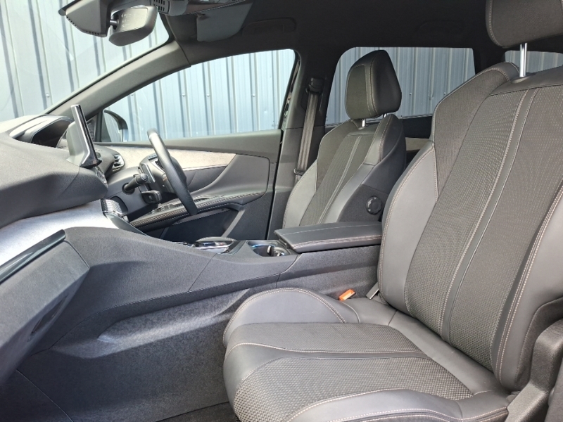 Peugeot 5008 1.5 Bluehdi Gt Eat8 Black #5