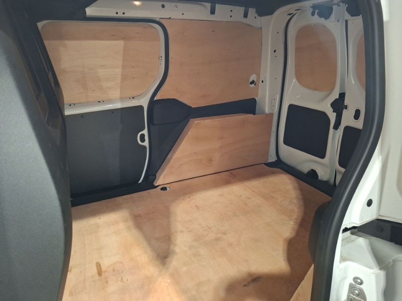 Renault Kangoo Ml19 Blue Dci 95 Start Van White #6