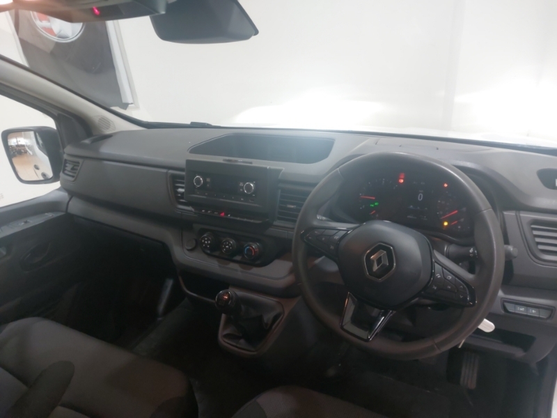 Renault Trafic Sl28 Blue Dci 130 Business Van White #3