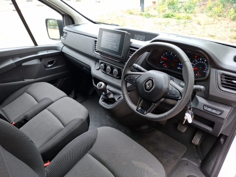 Renault Trafic Sl30 Blue Dci 130 Advance Van White #3