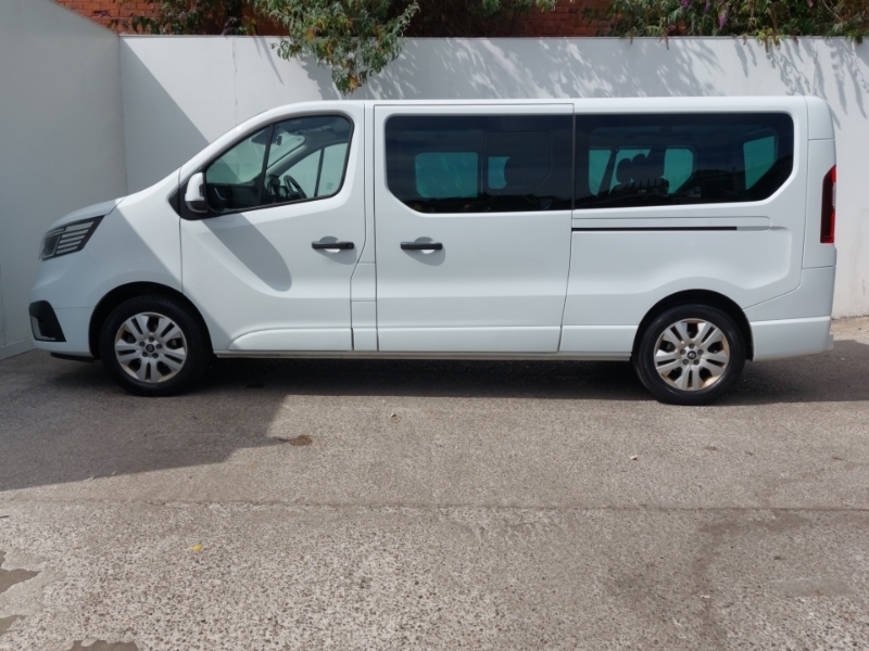 Renault Trafic Ll30 Blue Dci 110 Extra Safety 9 Seater White #4