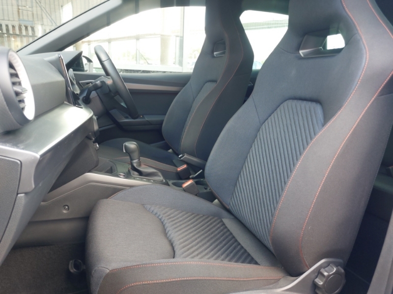 Seat Arona 1.0 Tsi 115 Fr Black Edition Dsg Black #5