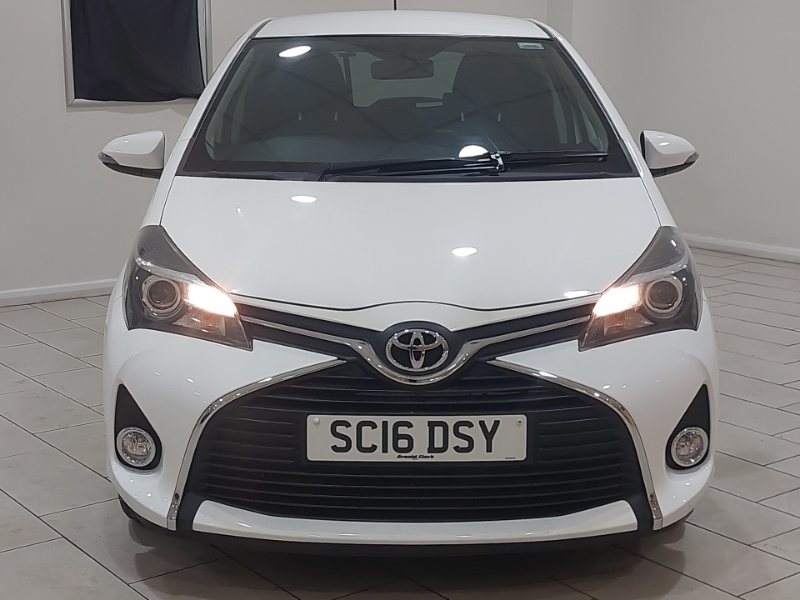 Toyota Yaris 1.5 Vvt-h Icon Hatchback Red #14