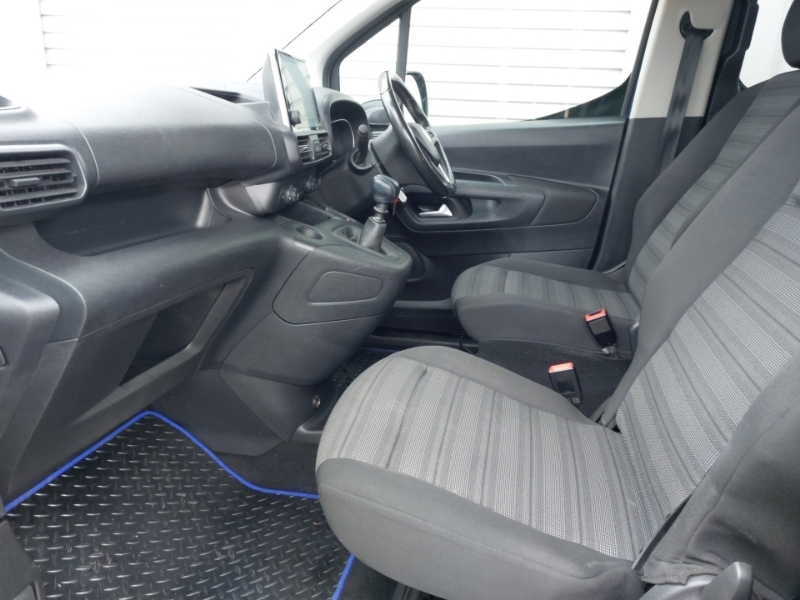Vauxhall Combo Life 1.5 Turbo D Se 7 Seat Blue #5