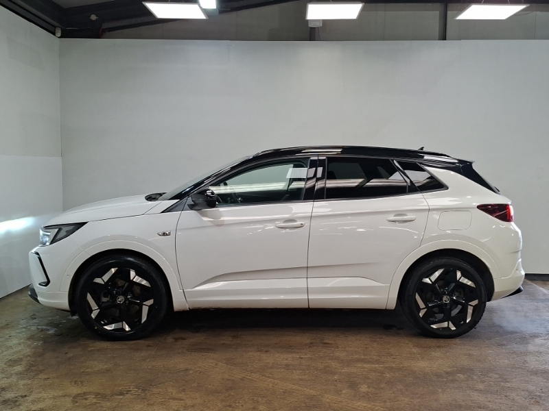Vauxhall Grandland 1.6 Plug-in Hybrid 300 4X4 Gse White #4