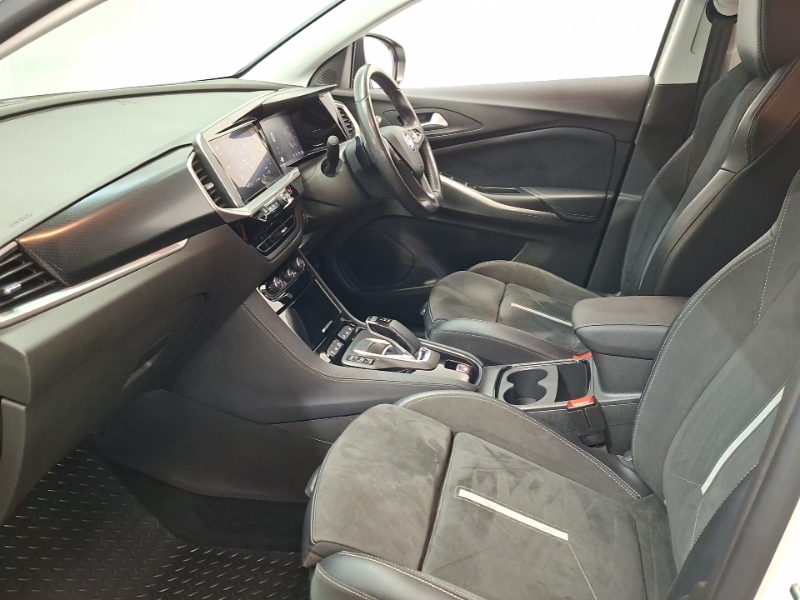 Vauxhall Grandland 1.6 Plug-in Hybrid 300 4X4 Gse White #5