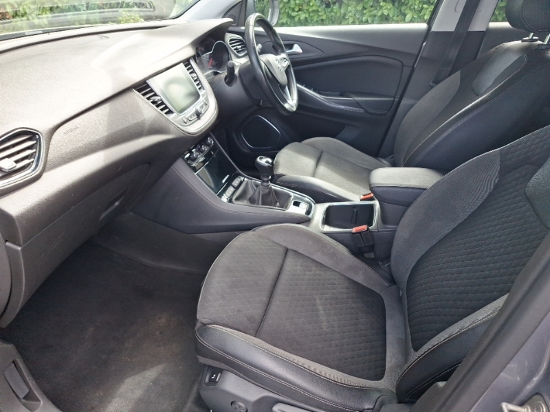 Vauxhall Grandland X 1.2 Turbo Sri Nav Grey #5