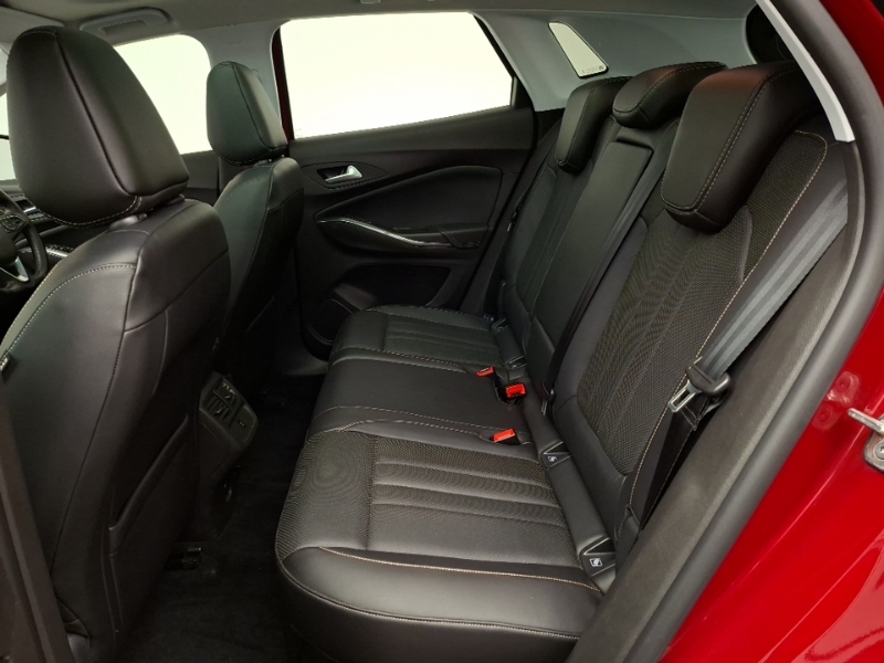 Vauxhall Grandland X 1.2 Turbo Elite Nav Red #6
