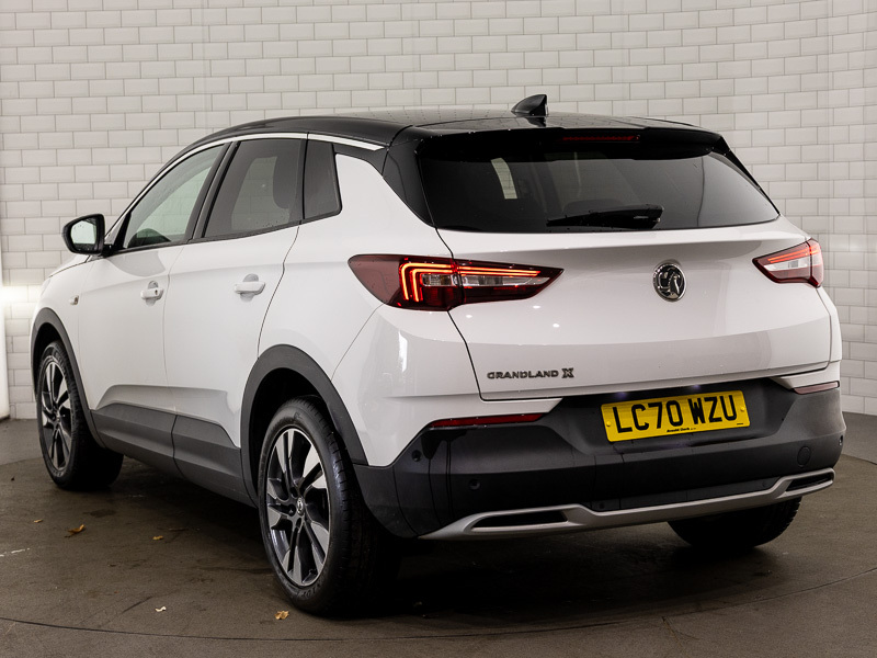Vauxhall Grandland X 1.2 Turbo Sri Nav White #2