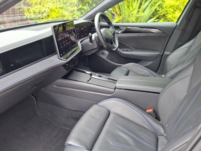 Volkswagen Passat 1.5 Etsi R-line Dsg Silver #5