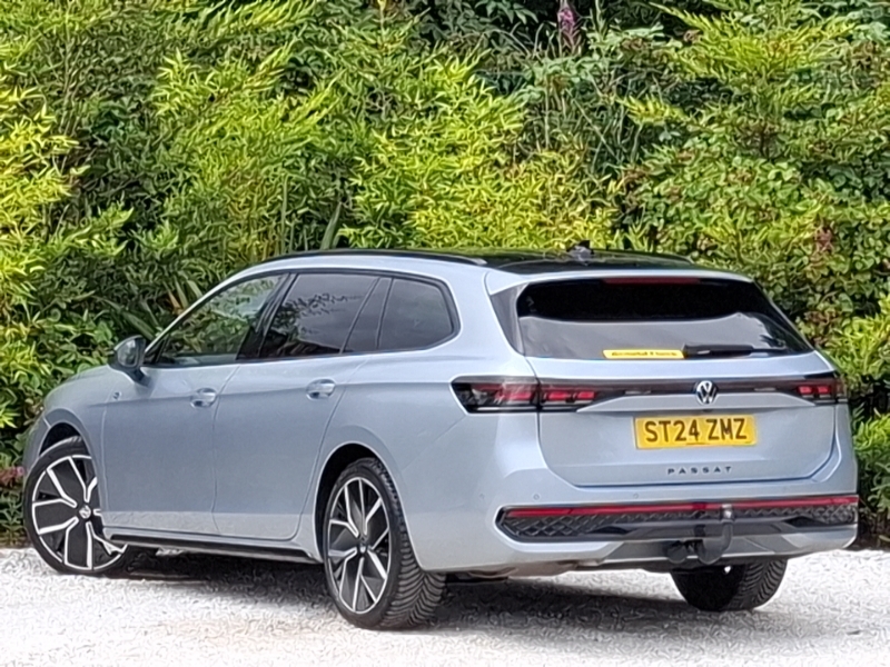 Volkswagen Passat 1.5 Etsi R-line Dsg Silver #2