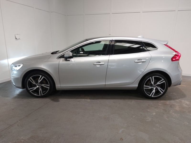 Volvo V40 T3 152 R Design Pro Silver #4
