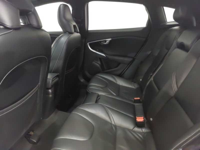 Volvo V40 T3 152 R Design Pro Silver #6