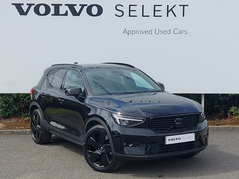 Volvo XC40 2.0 B3p Plus Black Edition Black