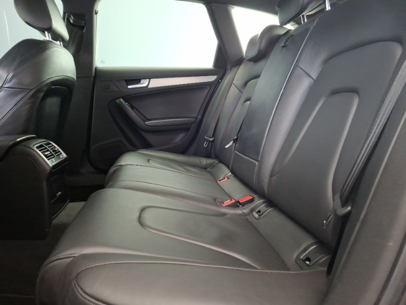 Audi A4 2.0 Tdi Black Edition Red Low Tax Ha Red #6