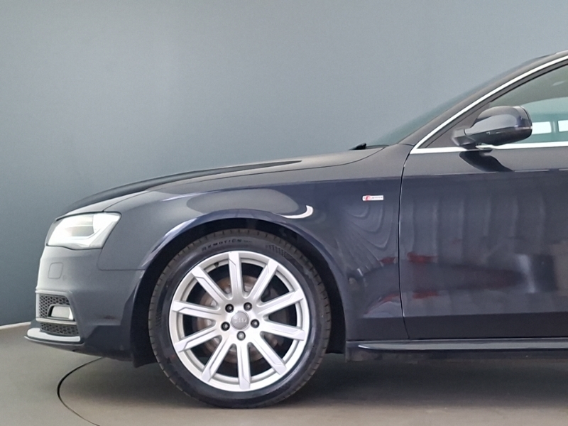Audi A4 2.0 Tdi Black Edition Red Low Tax Ha Red #19