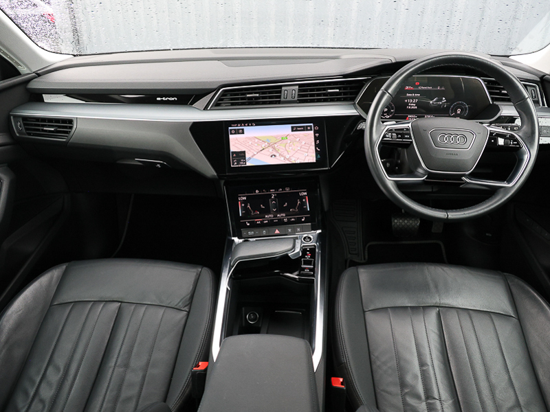 Audi E-tron 300Kw 55 Quattro 95Kwh Technik Silver #3