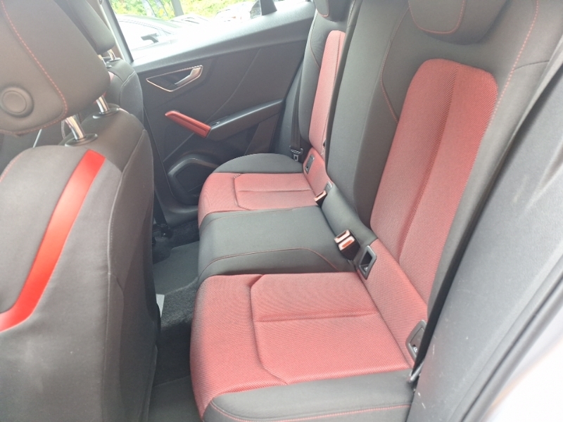 Audi Q2 30 Tdi Sport S Tronic AE69PYX Silver #6