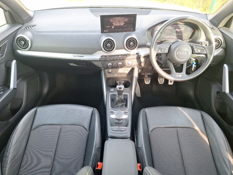 Audi Q2 35 Tfsi S Line ET23LFP White #3