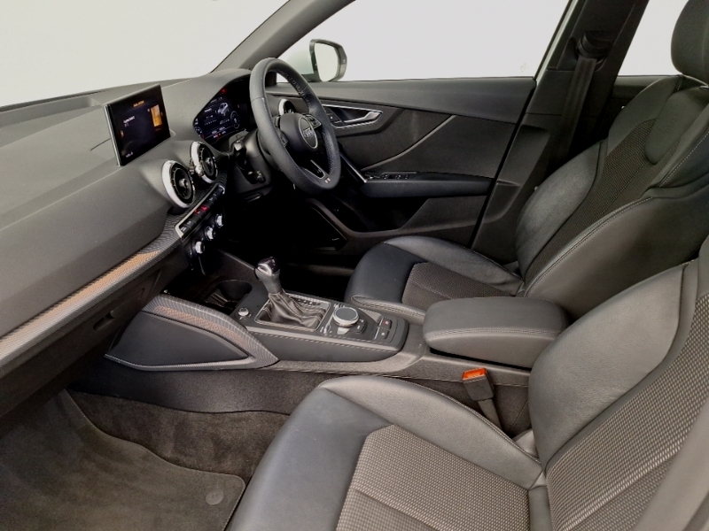 Audi Q2 35 Tfsi S Line S Tronic White #5