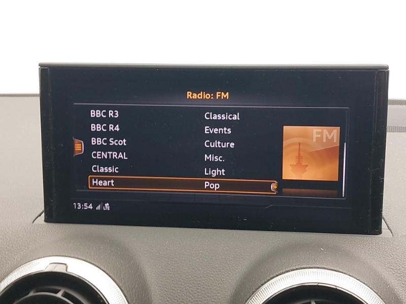 Audi Q2 1.5 Tfsi 35 S Line Suv 150 Ps Grey #11