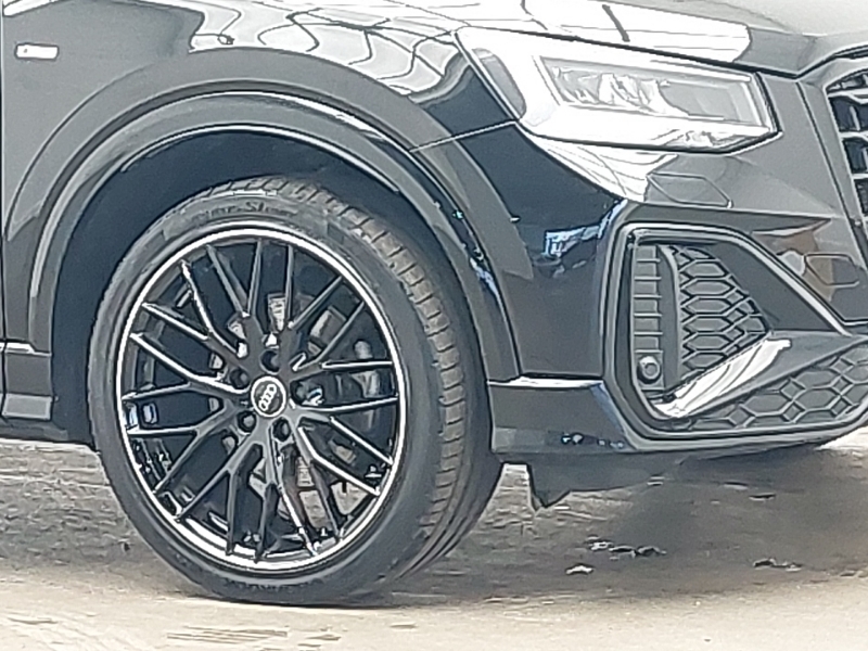 Audi Q2 1.5 Tfsi 35 S Line Suv 150 Ps Grey #20