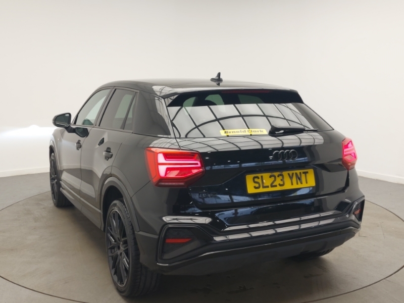 Audi Q2 30 Tfsi Black Edition Black #2