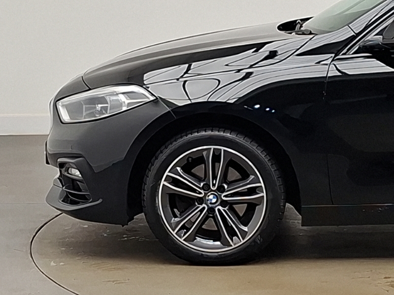 BMW 1 Series 118I M Sport White #19