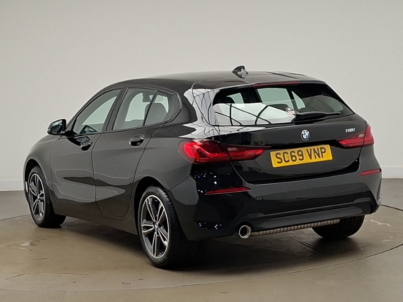 BMW 1 Series 118I Sport Black #2