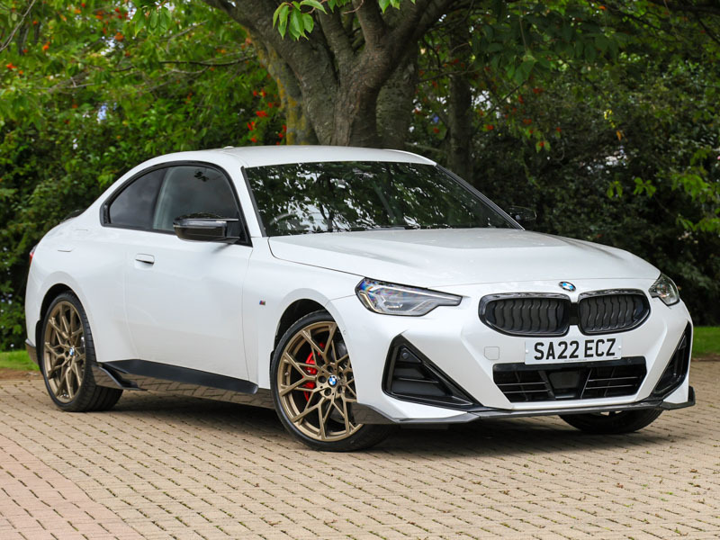 BMW 2 Series M240i Xdrive Step White