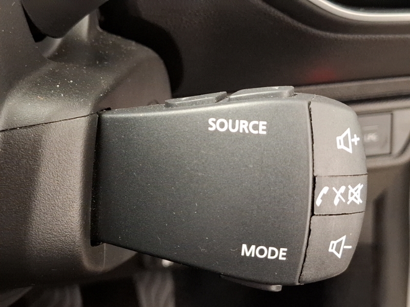 Dacia Sandero Stepway 1.0 Tce Extreme Hatchback Cvt Green #16